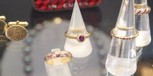 Image of a set of rings.