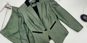 Image of a green blazer.