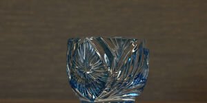 Image of a glass cup.