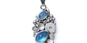 Image of a blue diamond necklace.