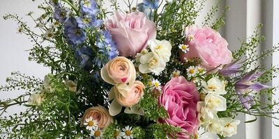 An image of a bouquet of flowers.