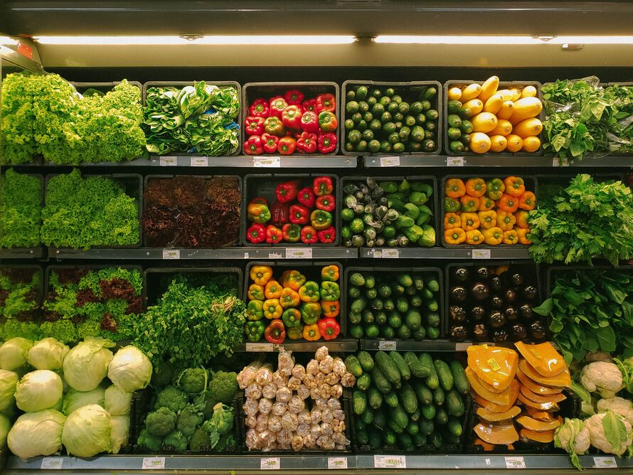 An image of vegetables in a supermarket.